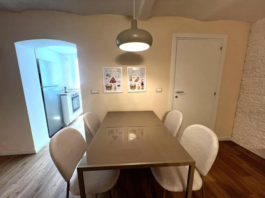 La Casa Del Papa Apartment Bari Bagian luar foto